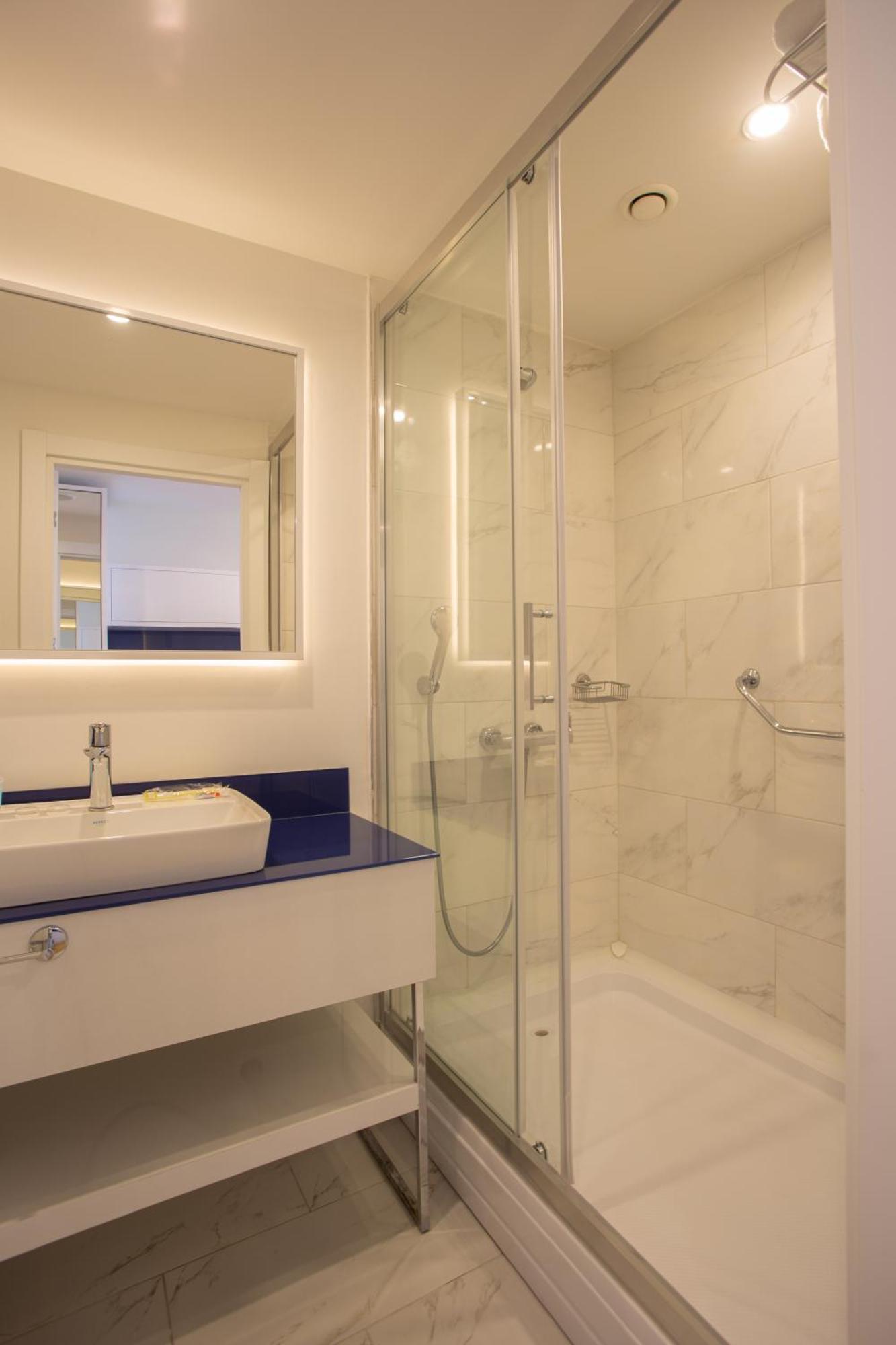 Batumi Concept Hotel ภายนอก รูปภาพ
